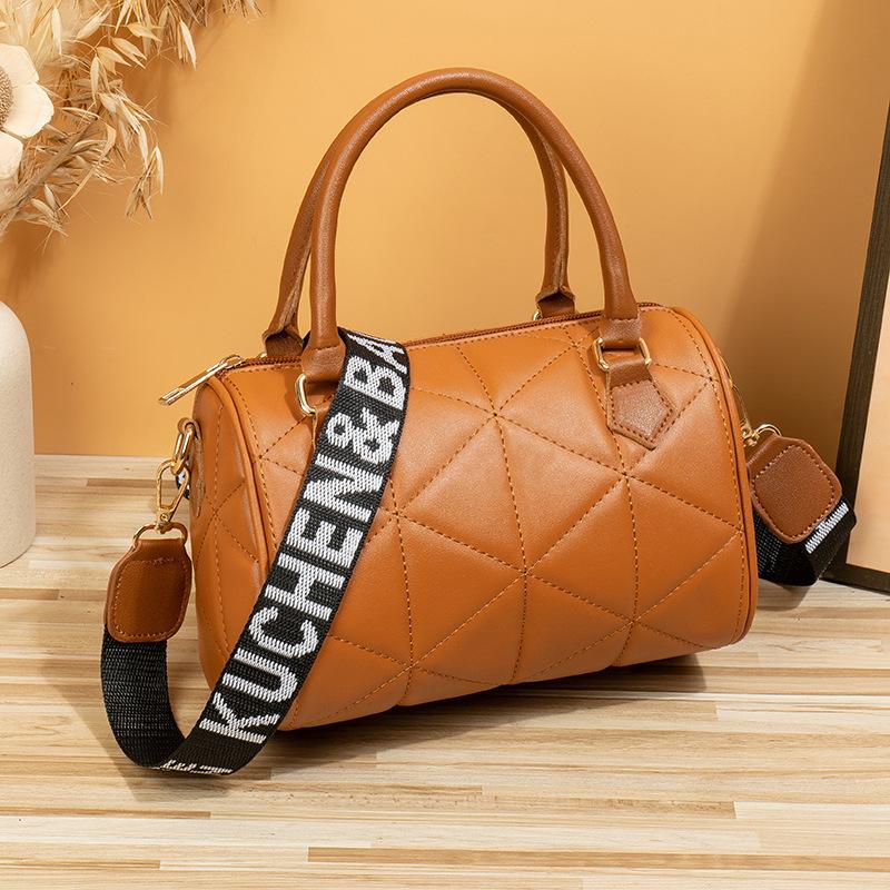 

JYL TS Women s Sling Bags Korean Cam 185 Crossbody PU Embroidered Classic Bag мандариновий