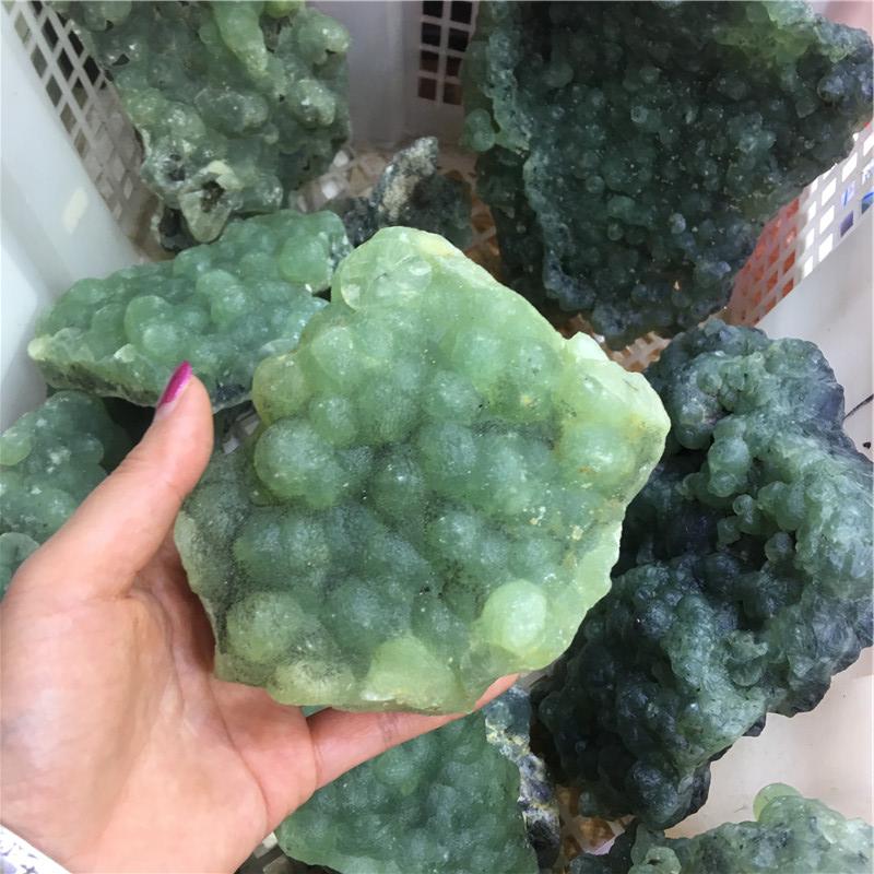Natural Rough Gemstones Raw Prehnite Crystal Rough Stone for Healing