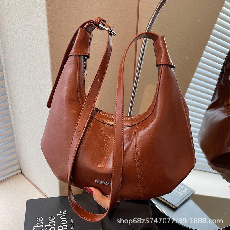 Retro frosted large bag bag women's 2025 new fashion underarm croissant bag fashionable large capacity shoulder bag crossbody bag