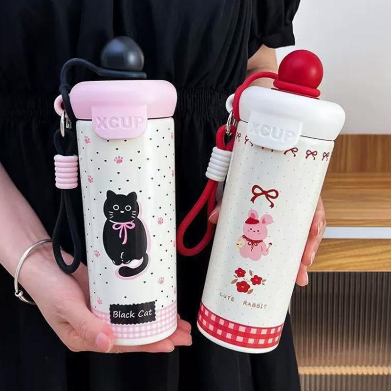 Taza de vacío portátil de dibujos animados de alta capacidad con cuerda de elevación Botella de taza de acero inoxidable 316 Botella de agua aislada Para niños y niñas