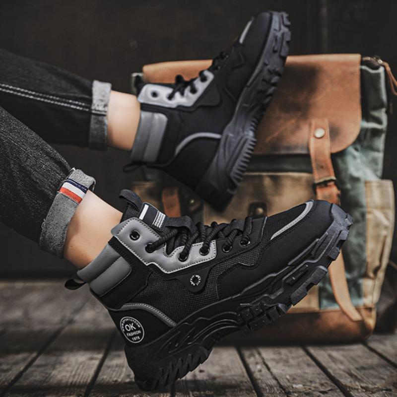 Fashion High Quality Men Desert Boots Safty&Work Shoes Outdoor Non Slip Damping Platform Mountaineering Shoes British Men's Ankle Boots