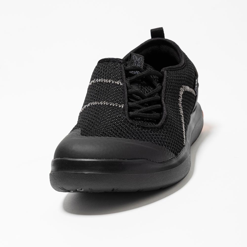Dod Clash Fit Sneakers (Black)