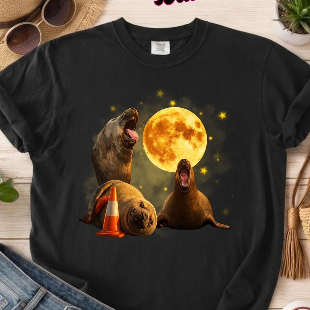 Vintage Neil The Seal Moon Comfort Colors, Funny Seal Meme T-Shirt, Viral Meme Animal Shirt, Retro Funny Seal Graphic Tee, Animal Graphic Te