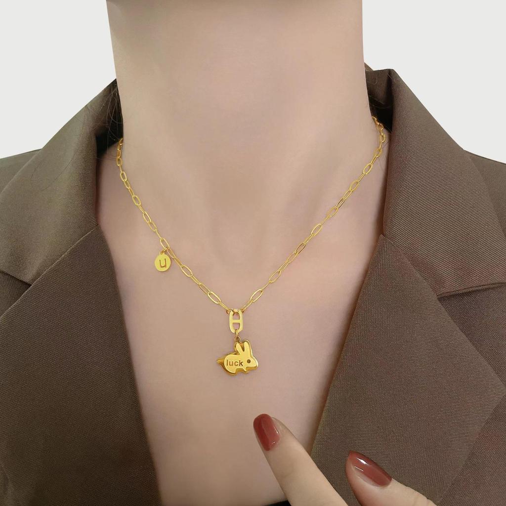 Elegant Colorfast 18K Rose Gold Necklace with Swan & Four-Leaf Clover Charm