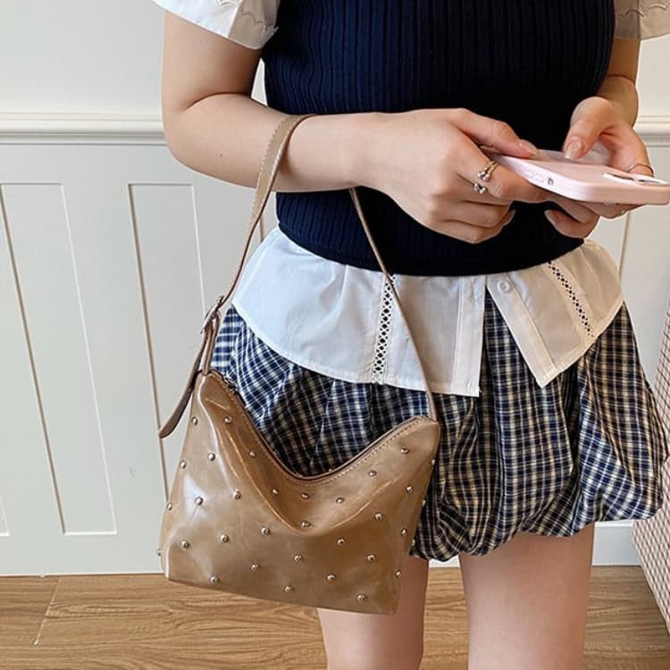 Patent Leather Rivet Underarm Bag One Shoulder Crossbody Women's Bag