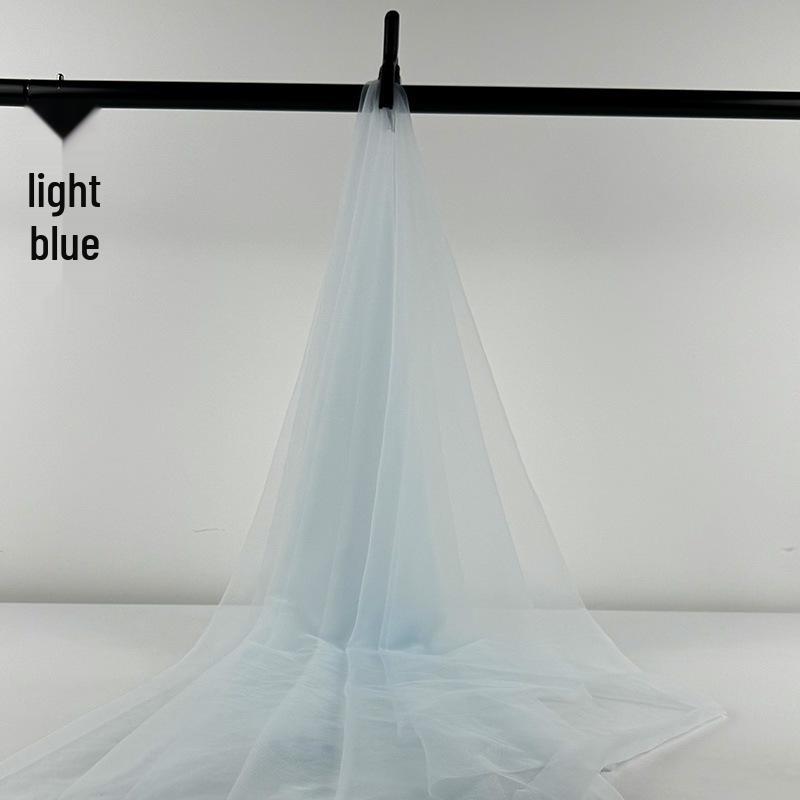 Blaues Gaze-Weichgarn für Kindergartenbühnen- und Decken Dekoration, Abschlussfeier Szene