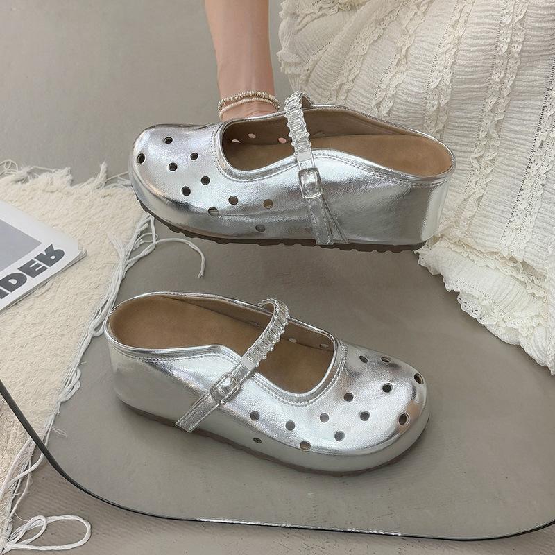 Silver inner height-increasing bag head flat bottom hole slippers women's summer wear new retro cool slippers
