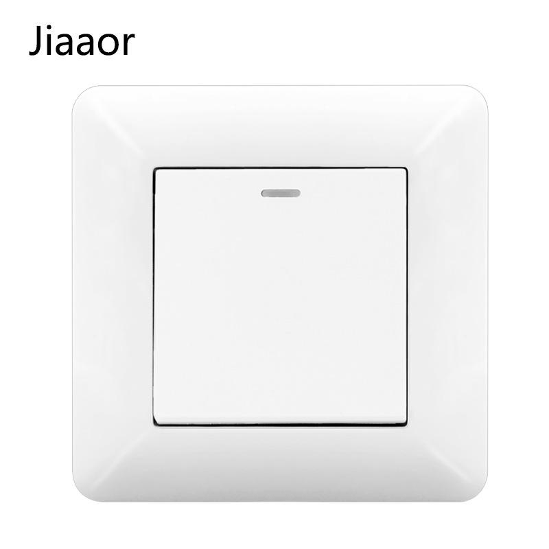 

16A Біла настінна панель подвійної розетки в німецькому стилі з USB та Type C, європейський стандарт.