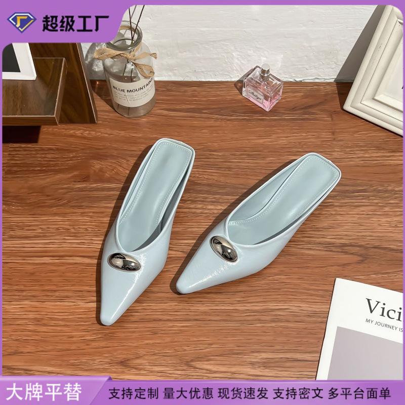 2025 Summer New Empty Sandals Women's Fashion Brand with the Same Bag Head Cool Slippers Women's French Medium Heel Single Shoes