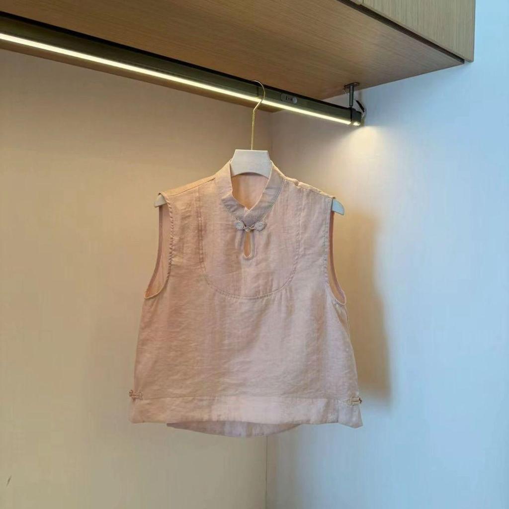 2026 Summer Retro Sleeveless Chinese-Style Slimming Pink Top with Frog Buttons for Women
