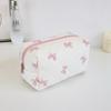 Women's Large Capacity Quilted Makeup Bag - Portable, Ultra-Light, Multi-Layer Storage with Niche Design