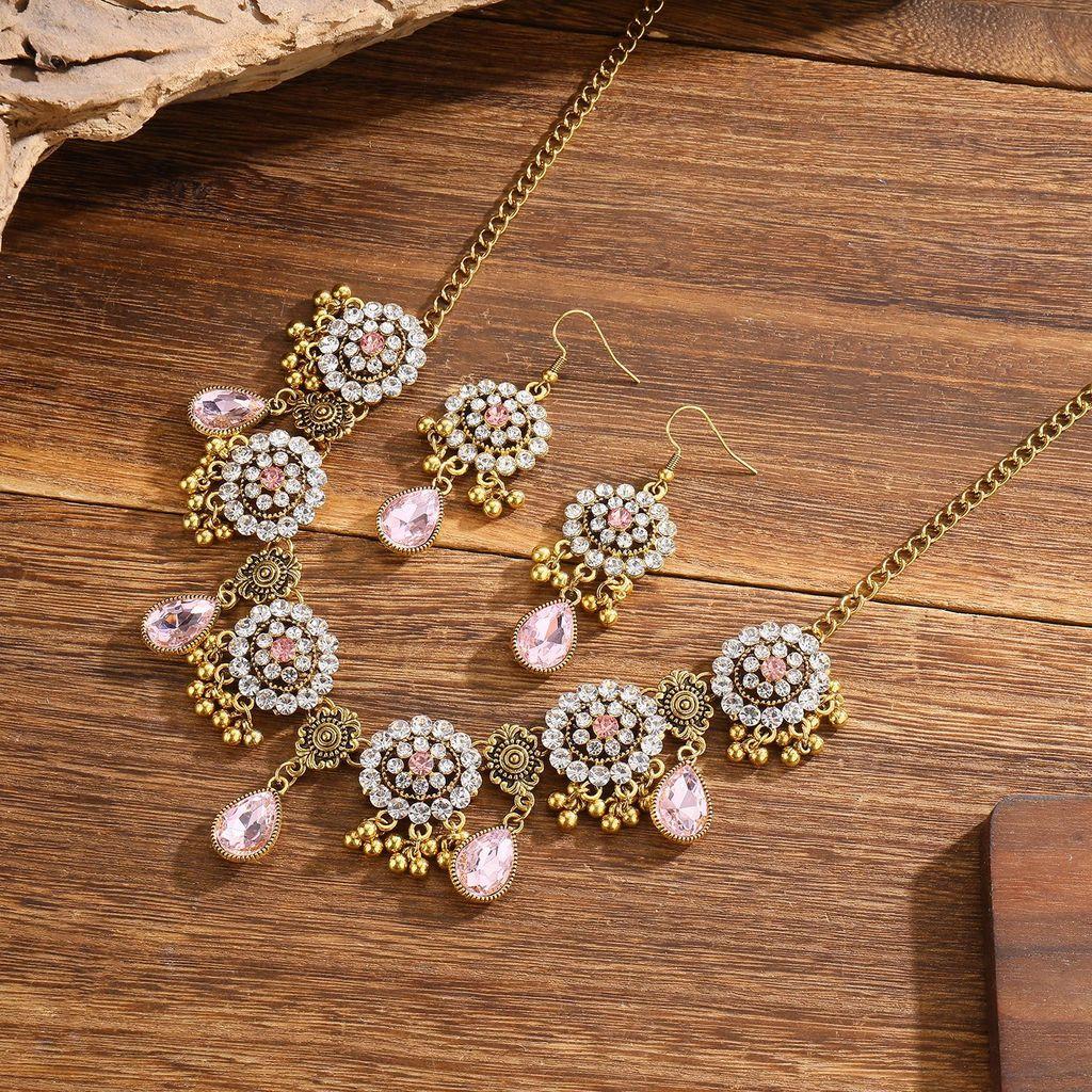 Ethnic Style Necklace Set With Water Crystal Pendant For Women