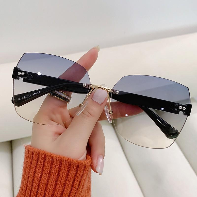 Trendy Women's Frameless Cut-Edge Sunglasses: High-End Retro Style with Versatile Sun Protection