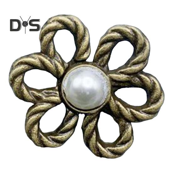 Pant Waist Tightener Flower Design Button Reusable Waist Adjuster No-Sewing Adjustable Waist Buckle for Loose Jeans Skirts