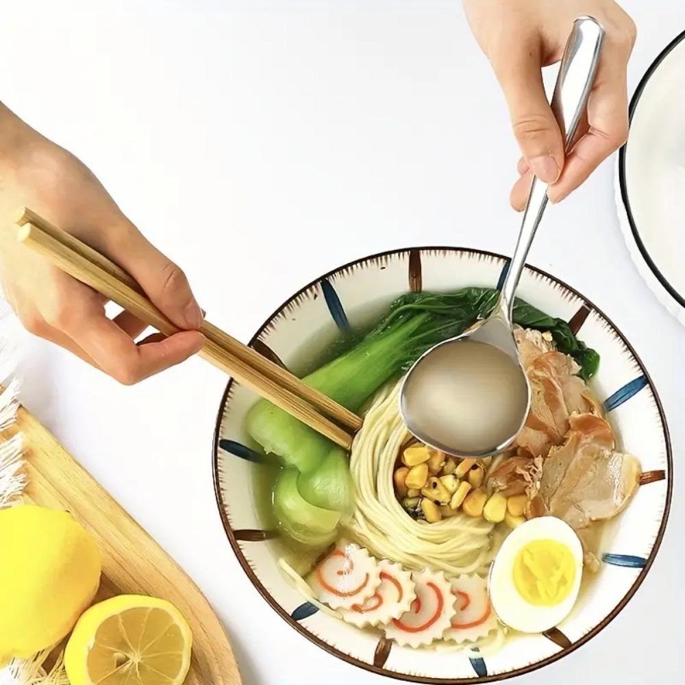2 SZTUKI Łyżka do makaronu ze stali nierdzewnej 304 Pogrubiana z długim uchwytem Łyżki do zupy do gorącego garnka, zupy ramen, do domu, naczynia stołowe, przybory