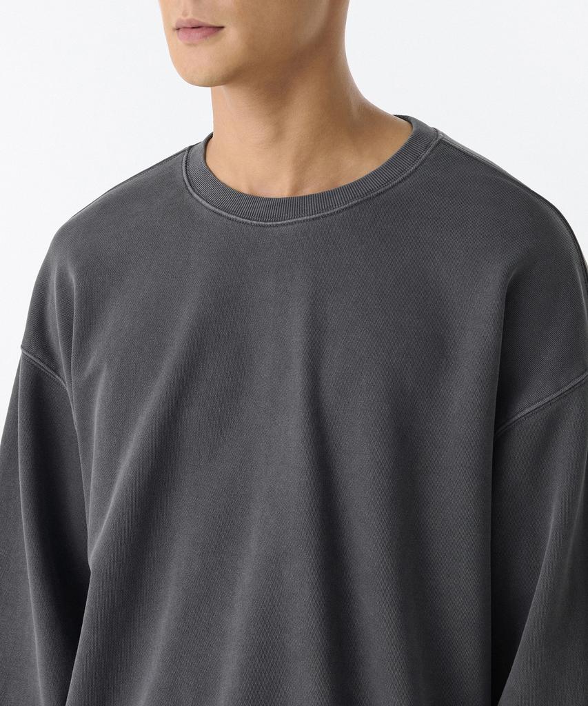 MUSINSA STANDARD Pigment Oversized Sweatshirt [Charcoal Gray]