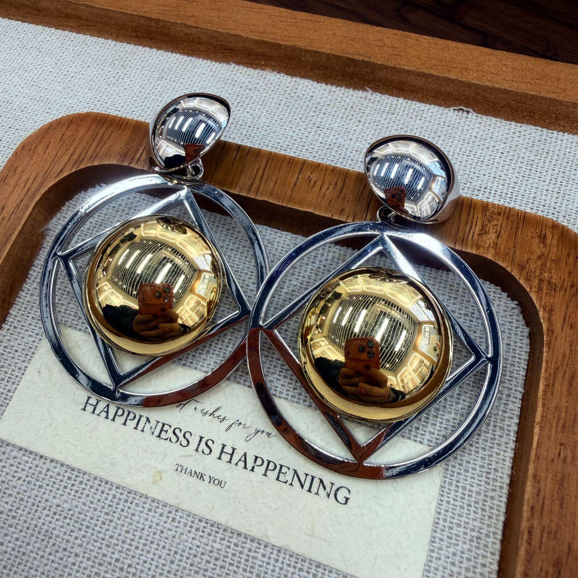 Contrasting Colors Metal Sense Square Round Earrings Personality Exaggerated Temperament High Sense Geometric Earrings Women