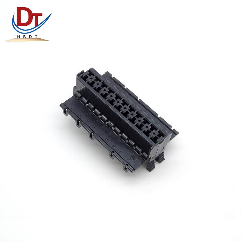 Automotive Wiring Harness Sheath Plastic Connector DJ7223Y-2.3-21 Domestic Type 929504-7 sheath