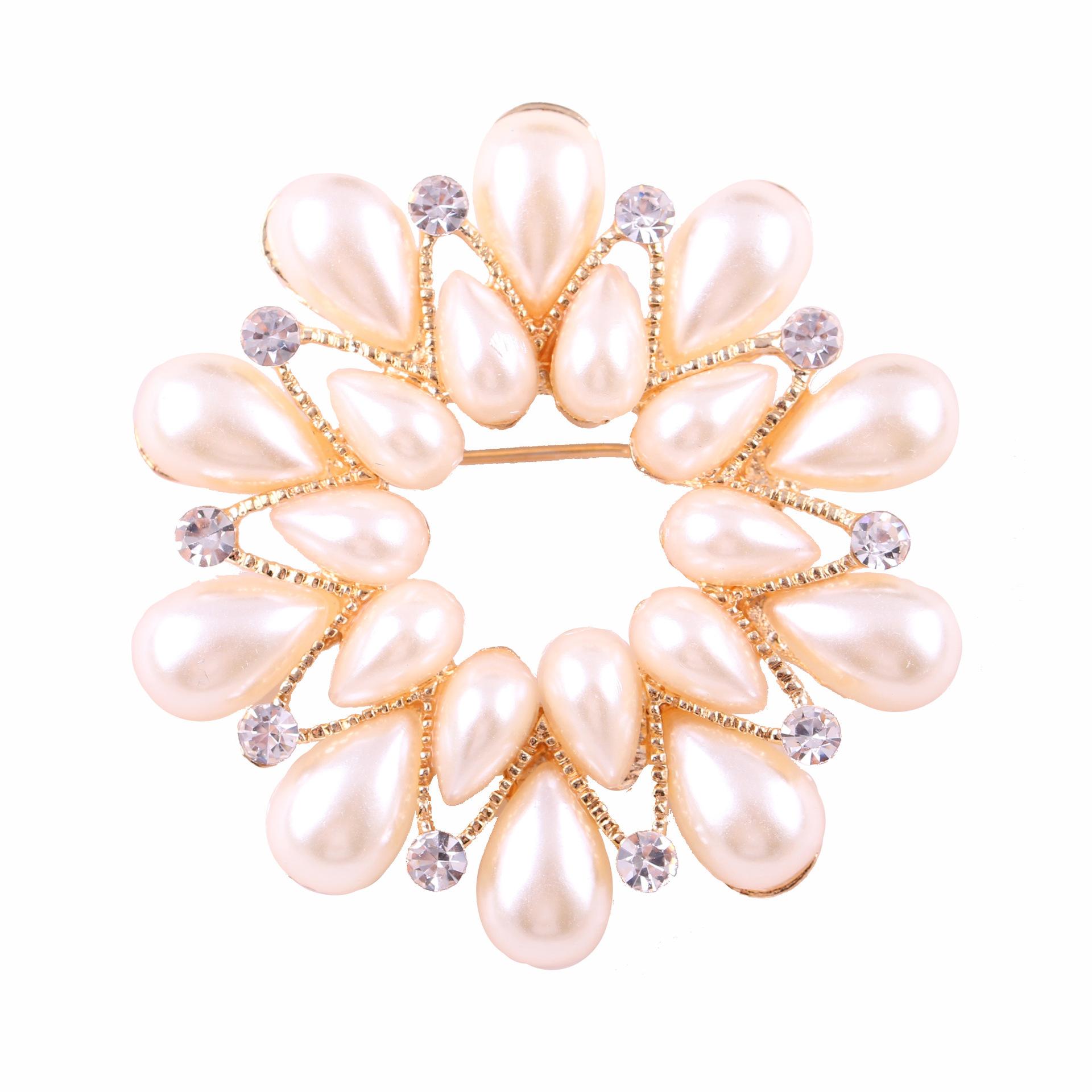 

Fashion Pearl Wreath Brooch 100% Match Flower Corsage Women s Jewelry Exquisite Ethnic Style Hypoallergenic Long-lasting Color Gift