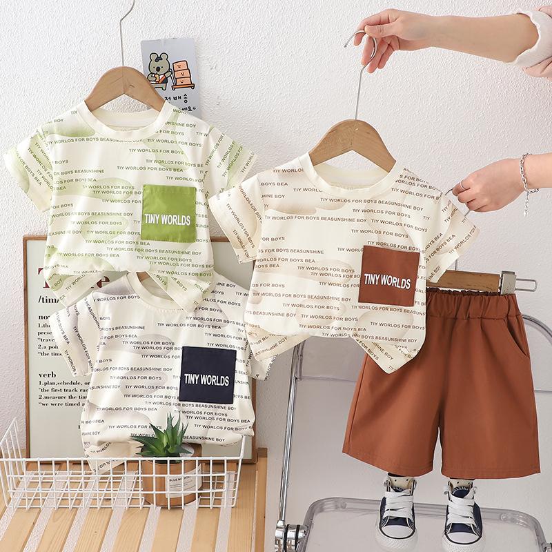 Boys' full printed letter pocket round neck short sleeved set, boys' casual two-piece set, summer thin design