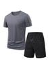 Completo Sportivo da Uomo Traspirante ad Asciugatura Rapida: T-shirt e Pantaloncini Estivi