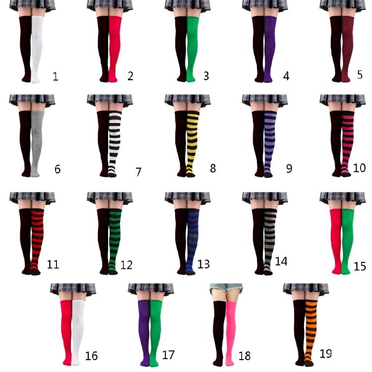 Weihnachts-Oberschenkelstrümpfe Gestreifte Über-das-Knie Unterschiedliche Farben Strümpfe