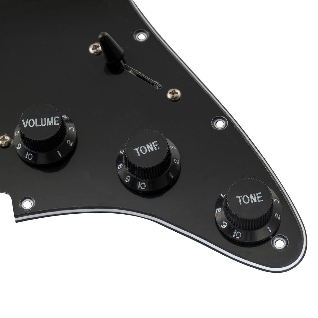 Musiclily Pro SE SSS Stratocaster Prewired Pickguard for ST Stratocaster Electric Guitars with Staggered Alnico 5 Set Single-Coil Pickups, Black,