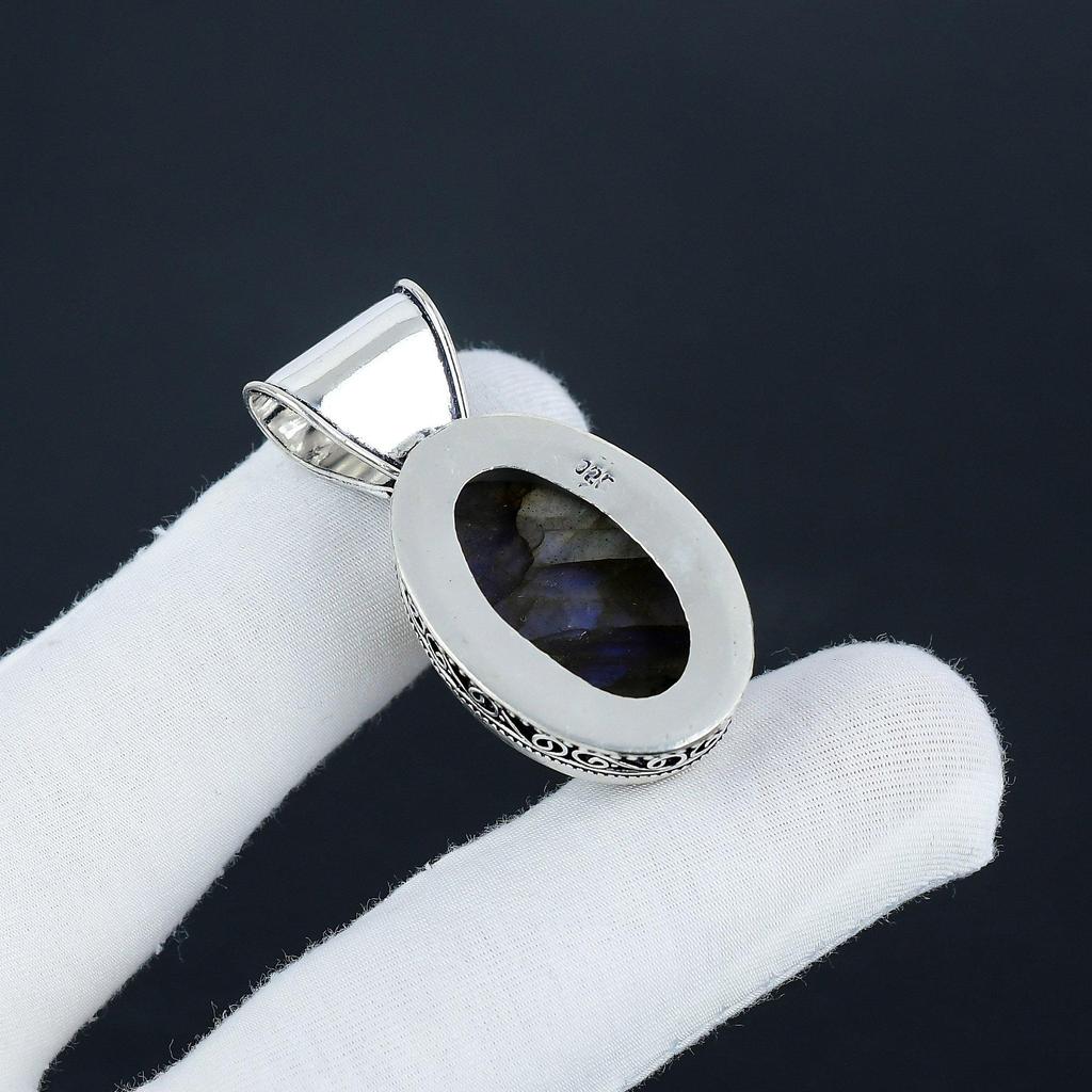 Natural Labradorite Gemstone Silver Pendant in 925 Sterling Silver - Handmade Oval Design, Everyday Wear Jewelry Birthday Gift