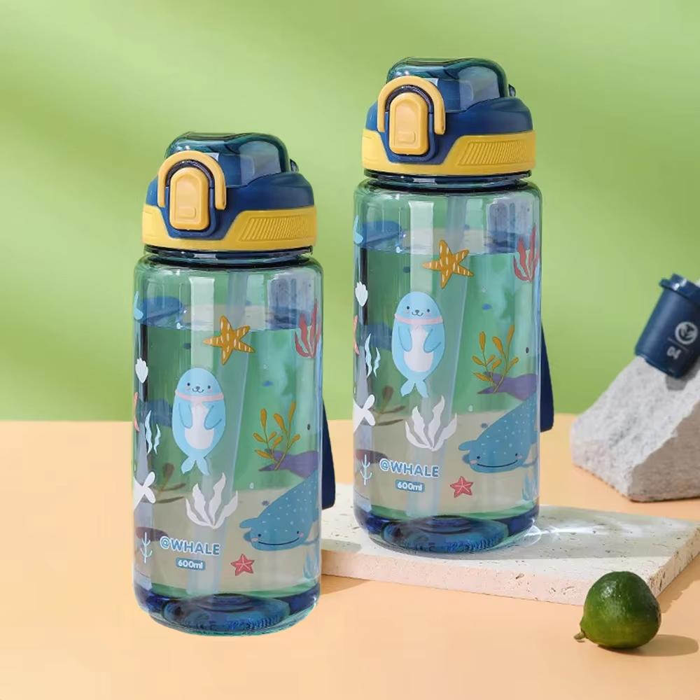 Bottiglia d'acqua per bambini da 600 ml con cannuccia, borraccia portatile anti-caduta per studenti con cartone animato di animali, bollitore per bevande per bambini piccoli