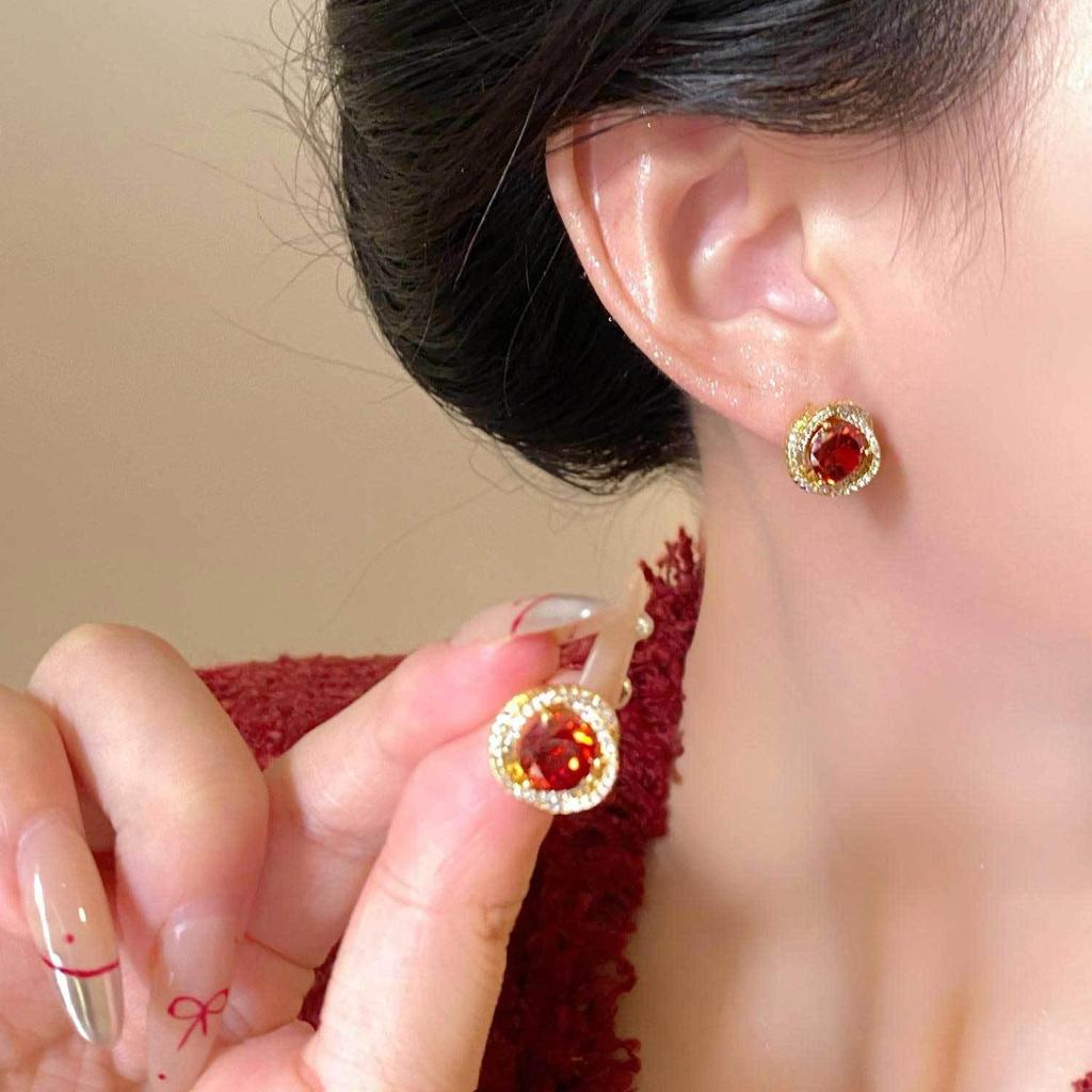Koreanischer Stil Nicht-Piercing Ohrclip mit langem Quaste, Perlmutt Schmetterlings Design für Damen - High-End, Coole Mode.