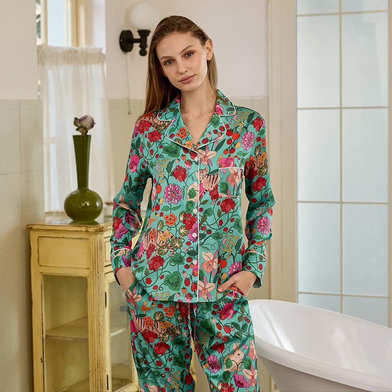 [Green wild cat] Spring ice silk pajamas women's long-sleeved two-piece set, high-end suit, loungewear can be worn outside