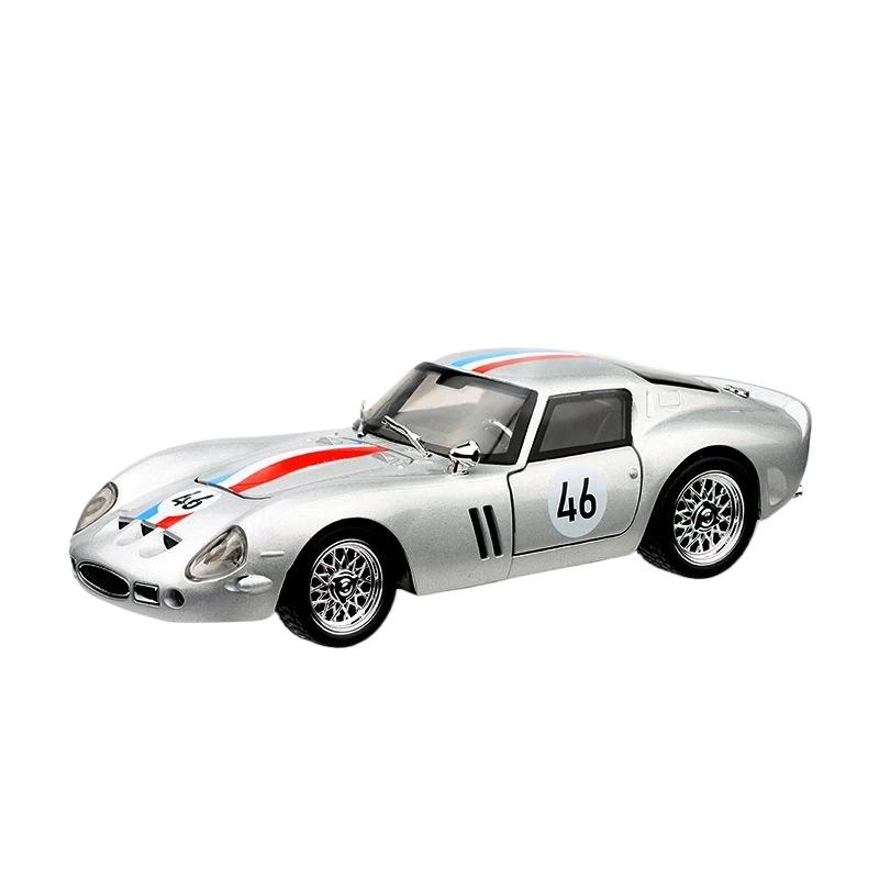 

1/32 Ferrari 250 GTO Super Sports Car Alloy Die Casting Model Simulation Sound & Light Toy Miniature Car Ornaments Present for Childrens серебряный