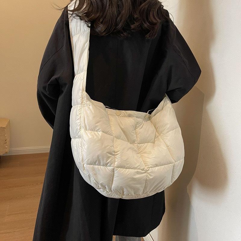 

Pleated Cloud Bubble Satchel Bag French Drawstring Luxury Shoulder Bag INS Nyl Padded Handbag Women Quilted Down Crossbody Bag