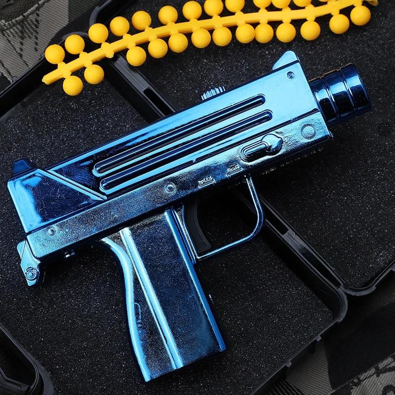 1:3 Mini kovové modely hraček zbraní MP7 M10 revolver pistole hračka měkké kuličky může střílet hračka samopal