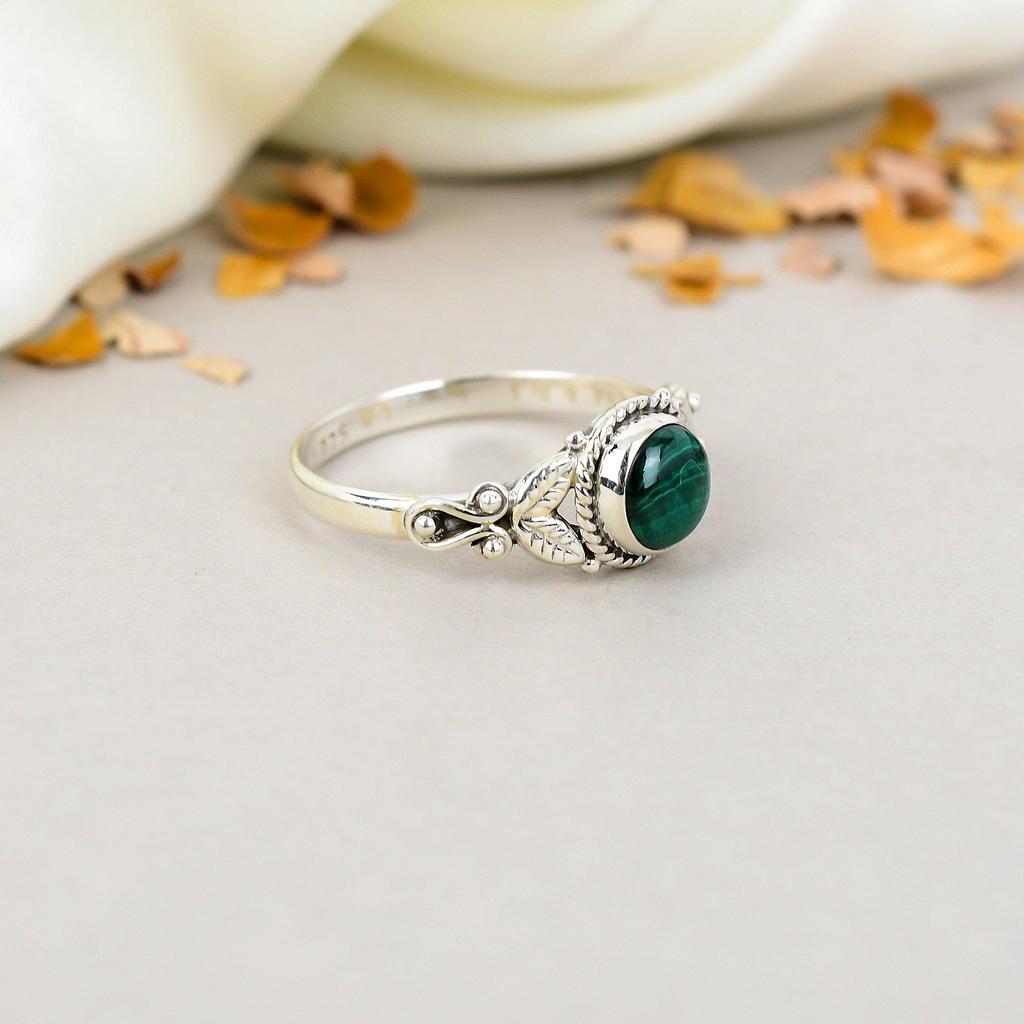 Malachite Gemstone 925 Sterling Silver Round Gemstone Handmade Ring For Women