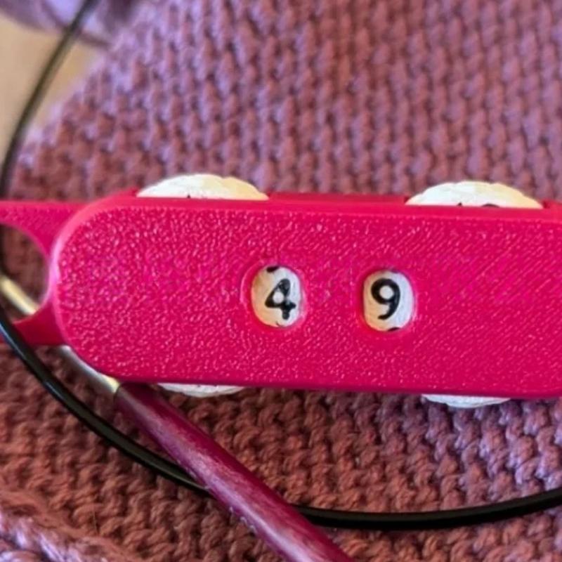 Knitting Row Counter With Ergonomic Rubber Grip Crafted From ABS for Long Time Use