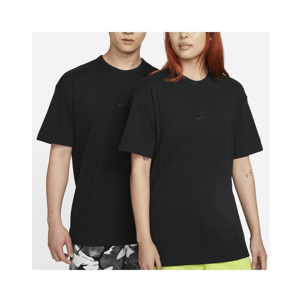 

A Nike SporTs Premium essenTiAls T shirT Do7393 010 black white/95