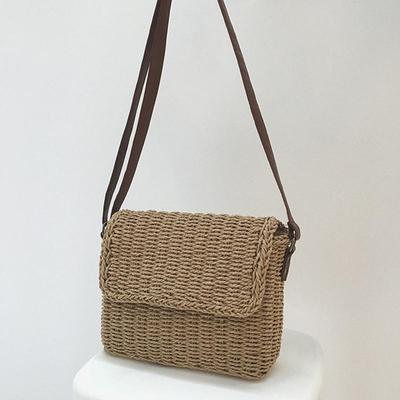 Kadınlar için rahat Flap Omuz Çantaları Küçük Crossbody Çanta Çanta El Yapımı Saman Seyahat Plaj Çantası