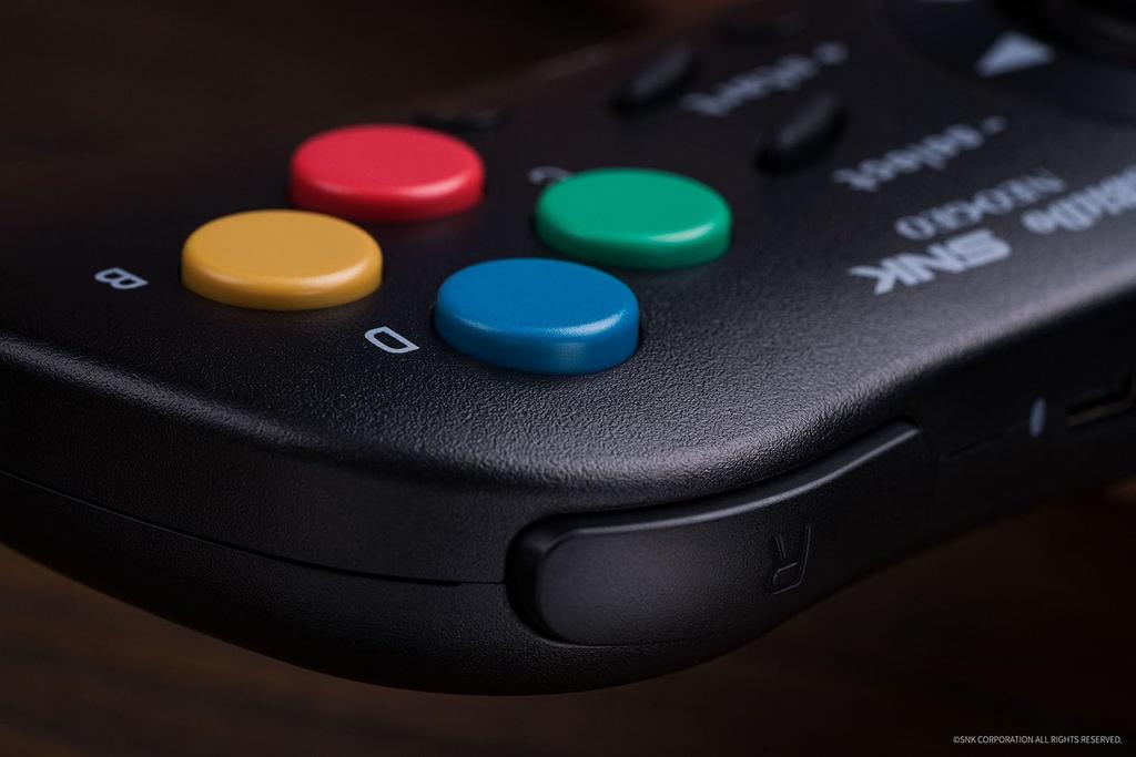 Controler wireless 8Bitdo NEOGEO pentru NEOGEO mini cu joystick Classic Click Licențiat oficial de SNK Windows, Android, - (Negru)