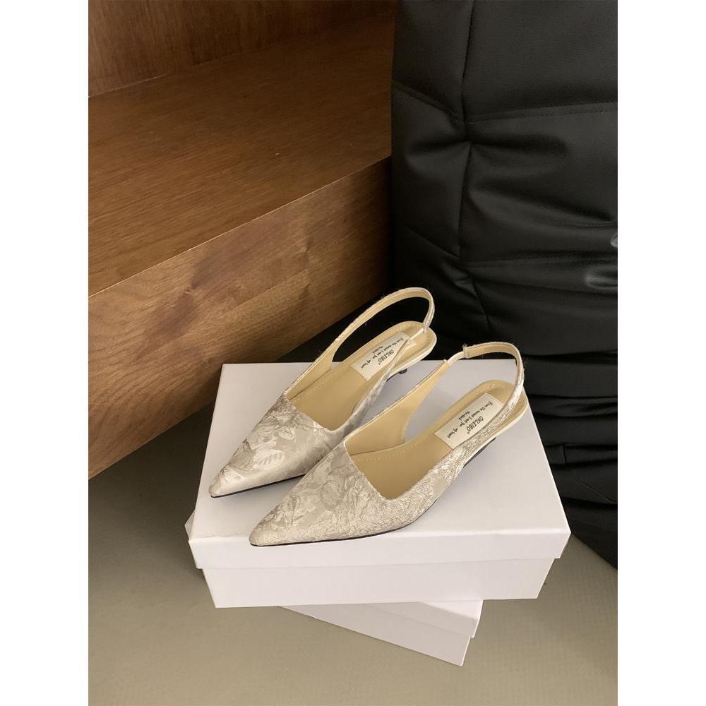 

New Chinese bag head fashion sandals women s outer wear 2025 summer new thin heel empty Mary Jane shoes women s sandals 39 абрикосовый