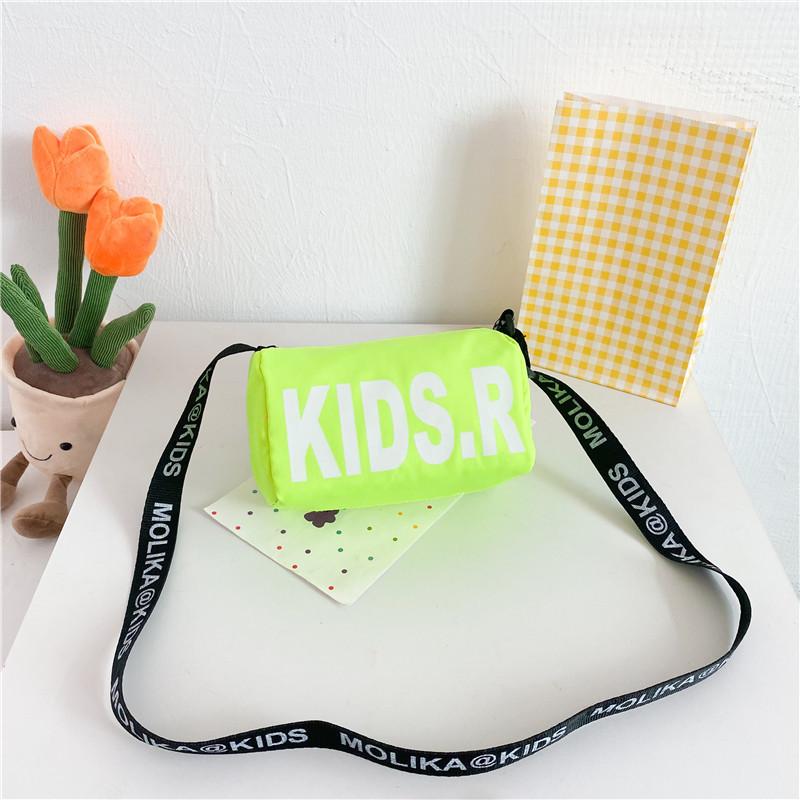 

Stylish Black And Pink Girls Crossbody Bag With Trendy Letter Print Design For Kids зелений