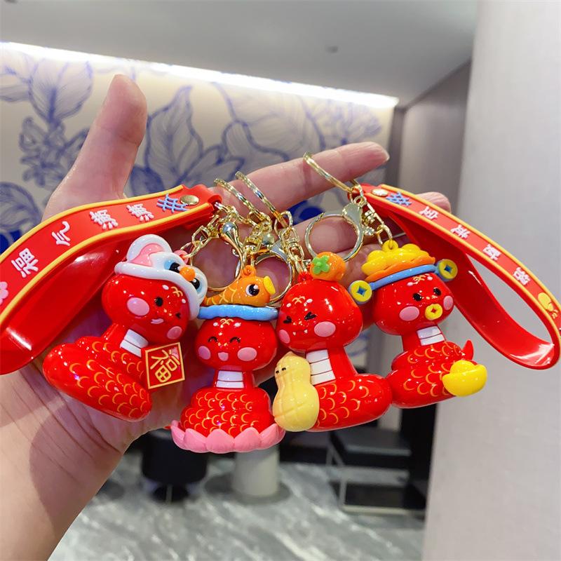 New Year's God of Wealth Hat, Snake Keychain, Female Cute Exquisite Trendy Doll Schoolbag, Keychain Pendant.
