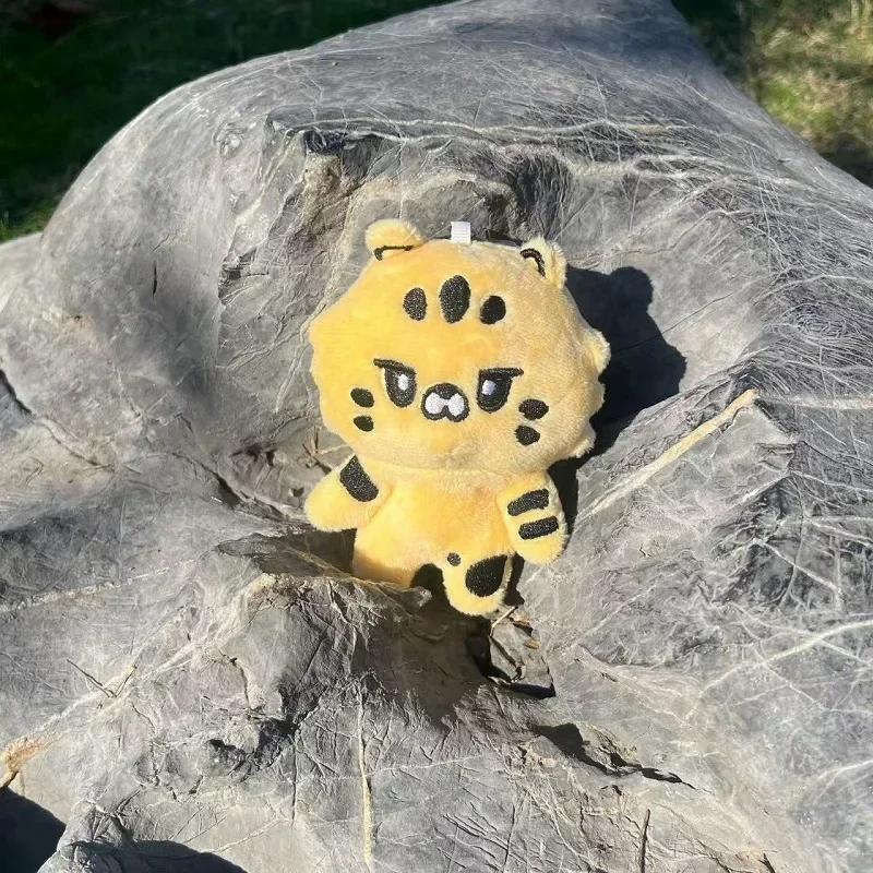 10CM Weniger CHAEWON YUNJIN Cartoon Niedliche Puppen Schlüsselanhänger Hohe Qualität Stil Plüsch Schlüsselanhänger EUNCHAE Fans Sammlung yellow