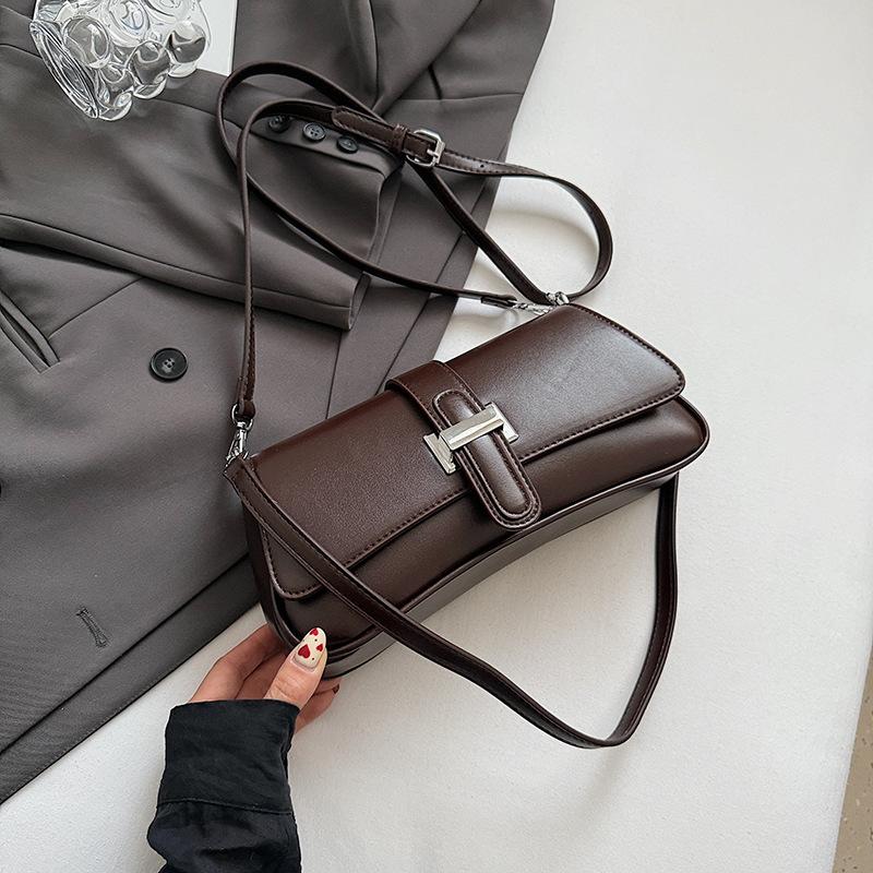 High-value Fashionable and Popular Underarm Bag Women's 2025 New Simple Casual Shoulder Messenger Bag Niche Baguette Bag