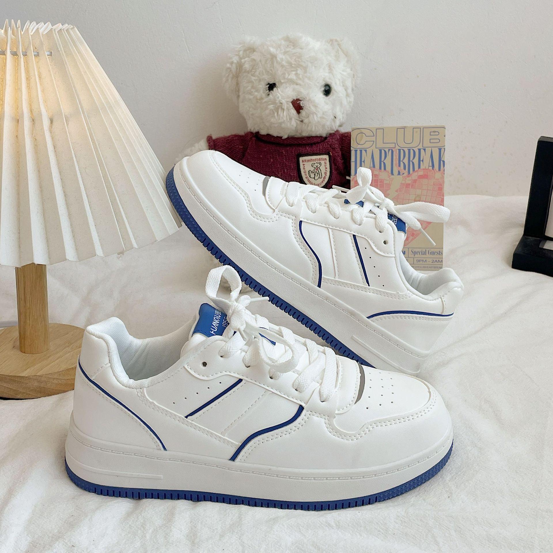 

Little white shoes children s autumn new school style shoes flat baseplate shoes casual sports shoes light student shoes 40