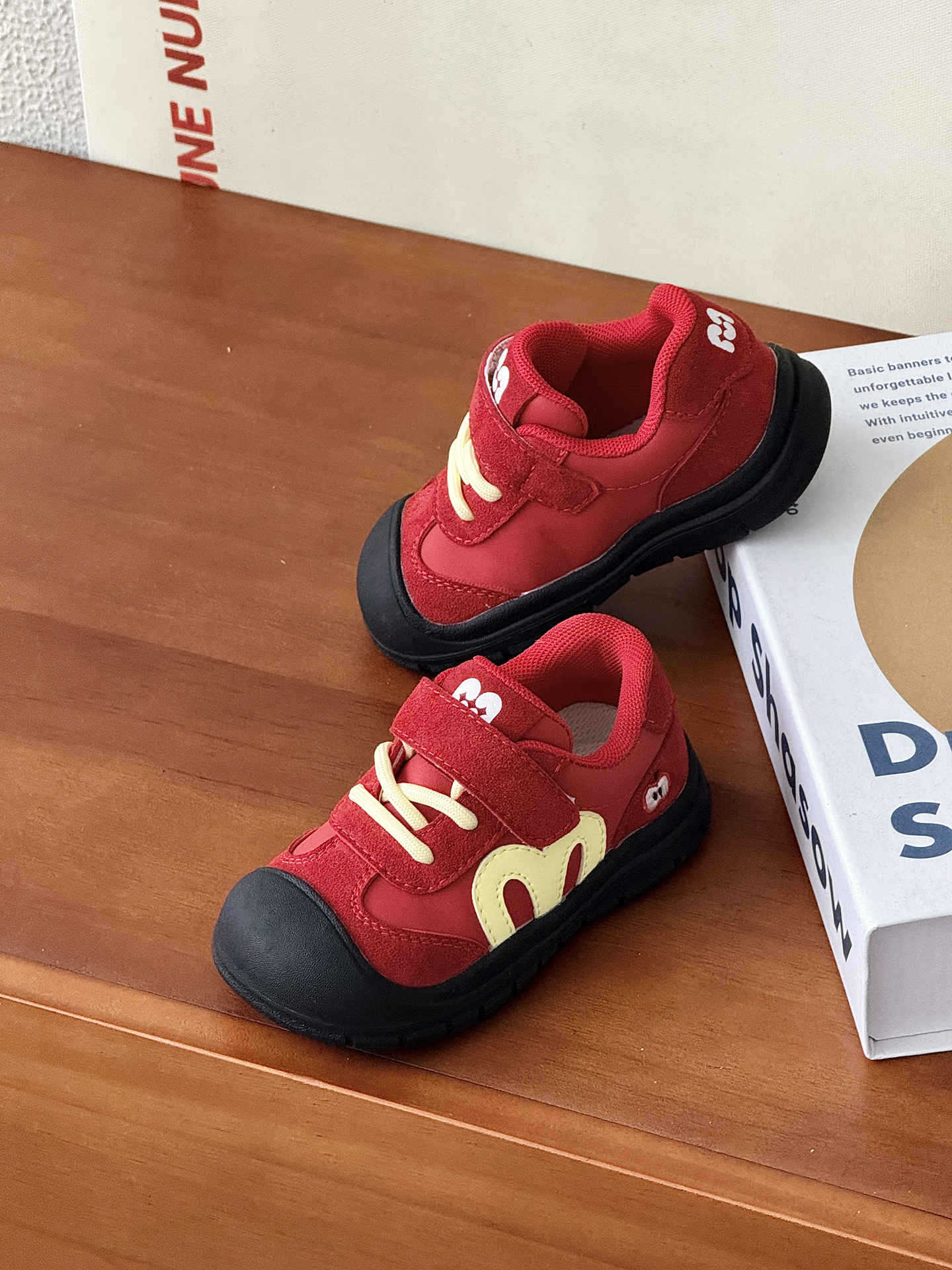 

XSHX Маленькое Яблоко M | Мальчики и Девочки Баотоу Функция Широкого Расширения Нескользящая Устойчивая Липучка Осенний Трендовый Милый 25