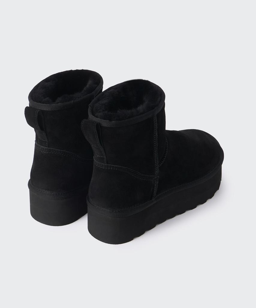 Musinsa Standard Woman Winter Pug Platform Boots [Black]