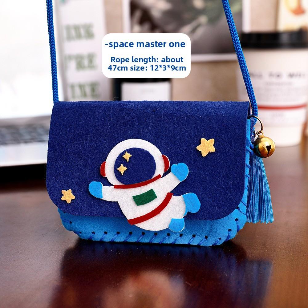 Children Handmade Cartoon Pattern Non Woven Fabric Crossbody Bag Material Set For Kids Handmade Gift