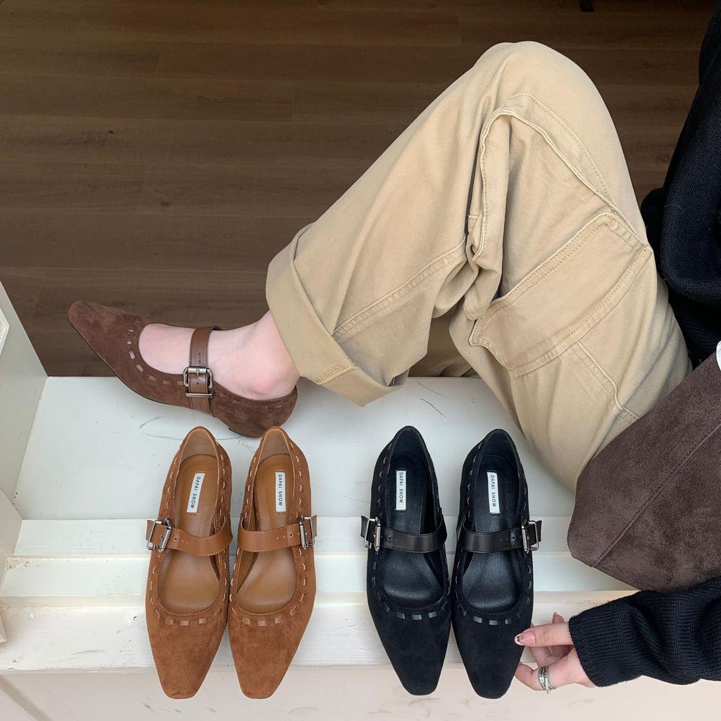 Niche Thick Heel Shallow Mouth Single Shoes 2025 Autumn New Retro Style Square Head Suede 2025 Mary Jane Shoes Grandma Shoes.