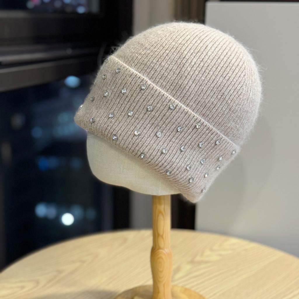 Winter Fashion Warm Large Head Circumference Pullover Hat Winter Thickened Ear Protection Knitted Hat